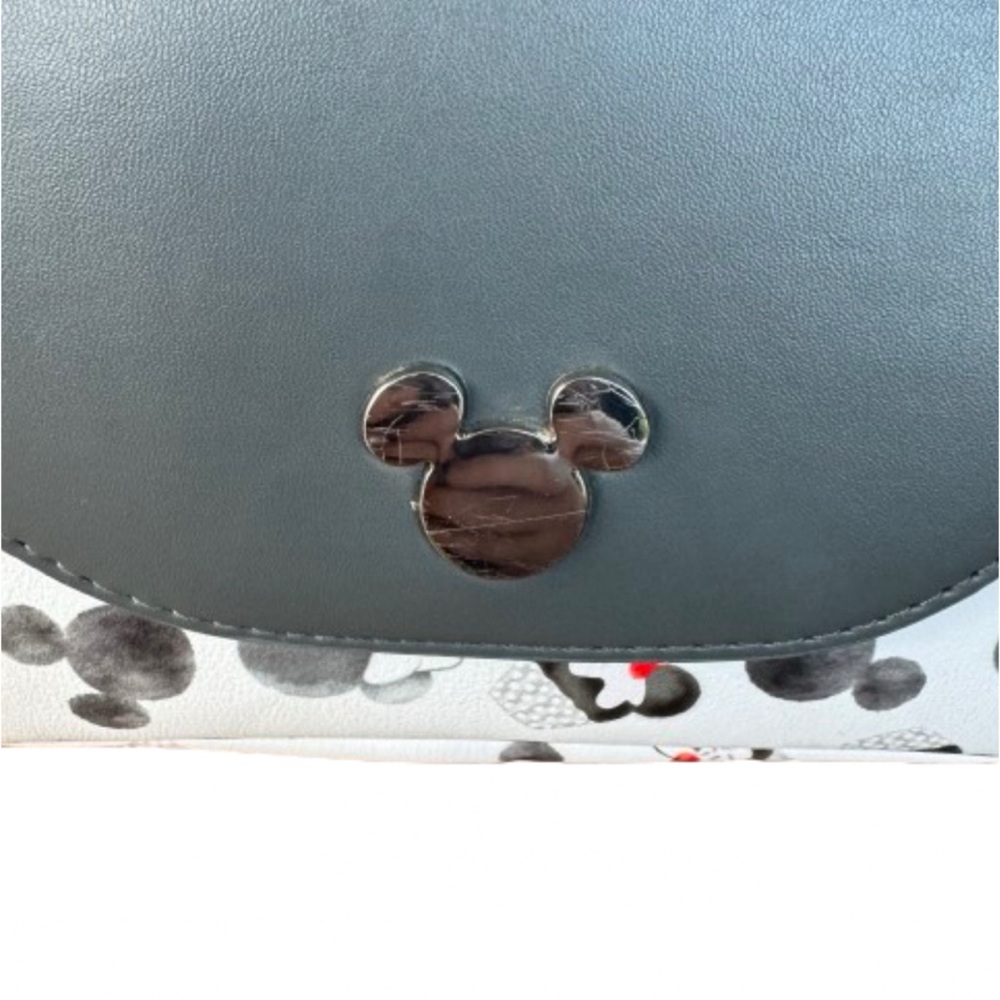 Loungefly Mickey Mouse & Minnie Mouse Cupcake Mini Faux Leather Disney Backpack - Picture 5 of 9